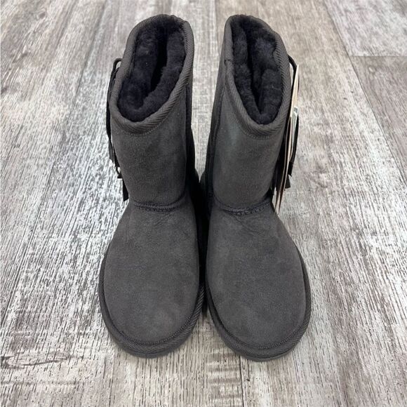 UGG Koolaburra Kids Side Fringe Boots - Picture 4 of 6